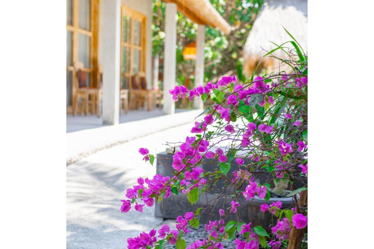 Golden Garuda Cottages Polilit Zewnętrze zdjęcie