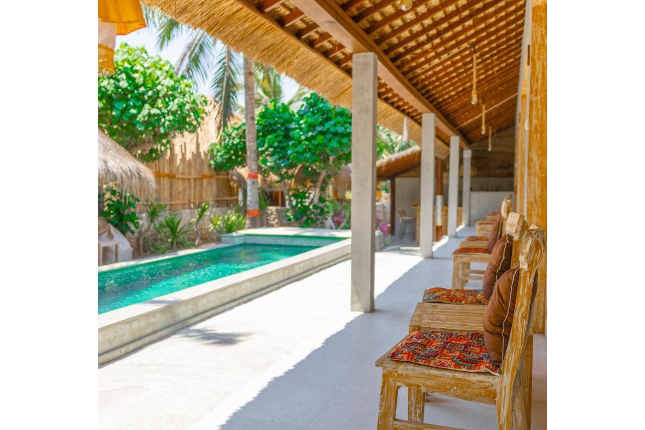 Golden Garuda Cottages Polilit Zewnętrze zdjęcie