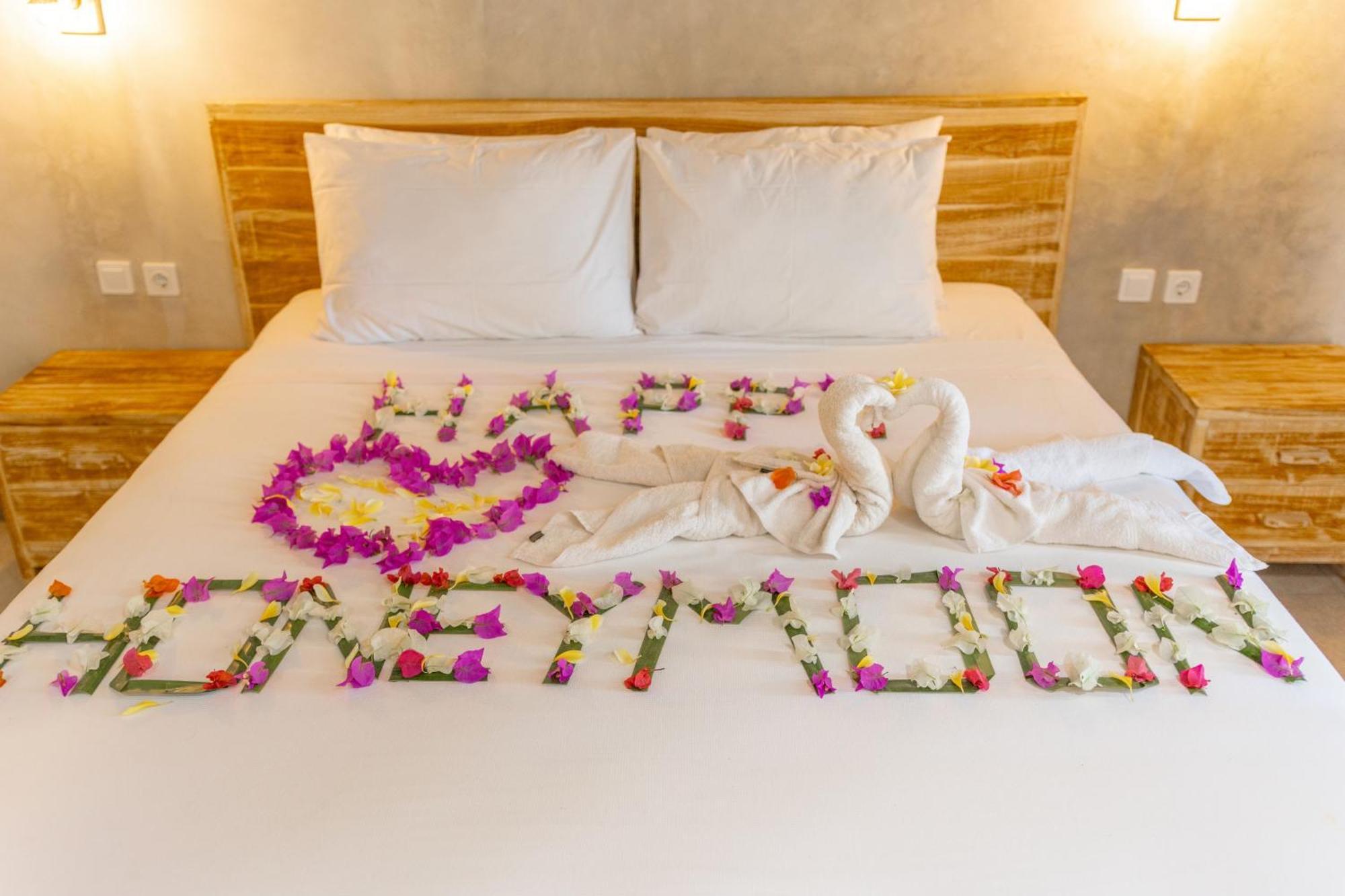 Golden Garuda Cottages Polilit Zewnętrze zdjęcie