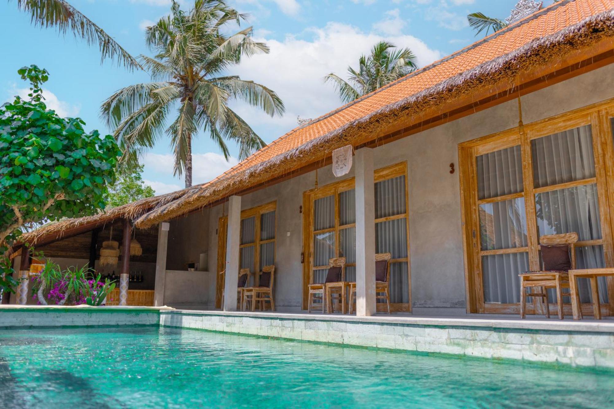 Golden Garuda Cottages Polilit Zewnętrze zdjęcie
